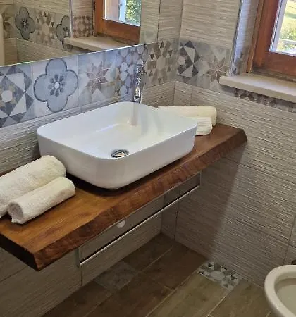 別荘 La Di Marianna ピッツォフェッラート